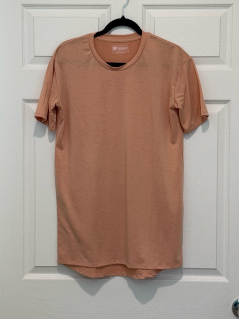 LuLaRoe Men's Short Sleeve Crew Tee in Peach
